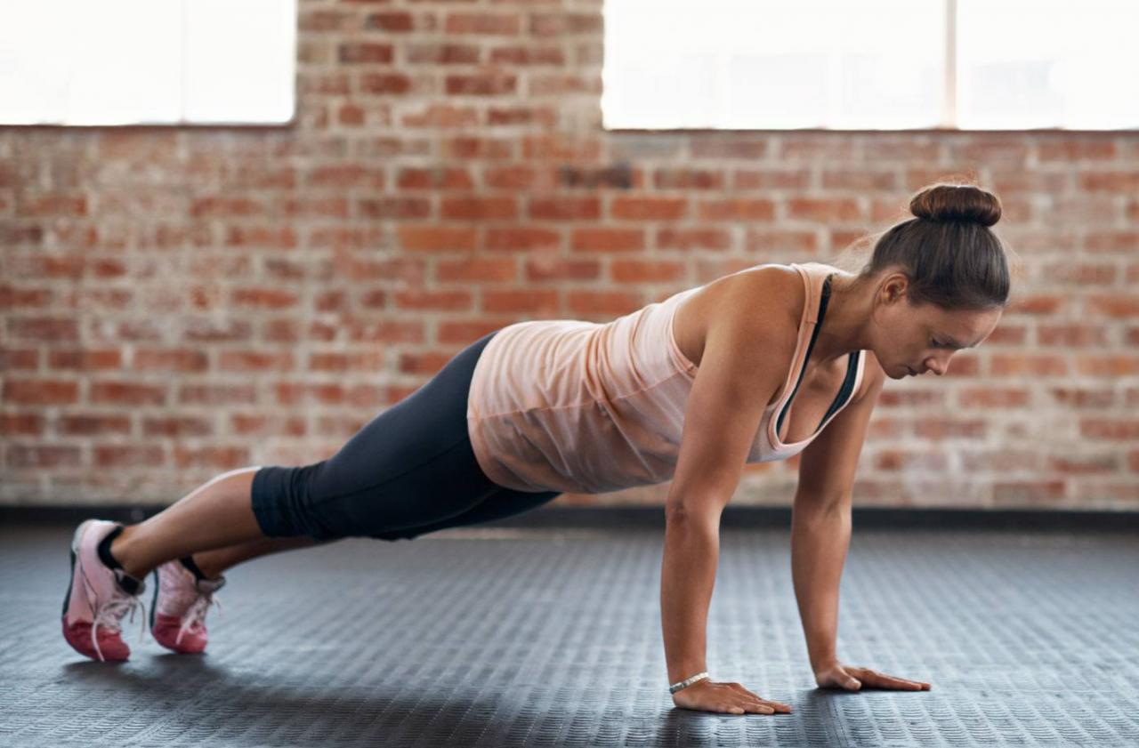 We found a tough plyo push-up for a full-body workout| Well+Good